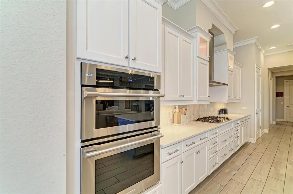 352 Maraviya Boulevard Nokomis FL 34275