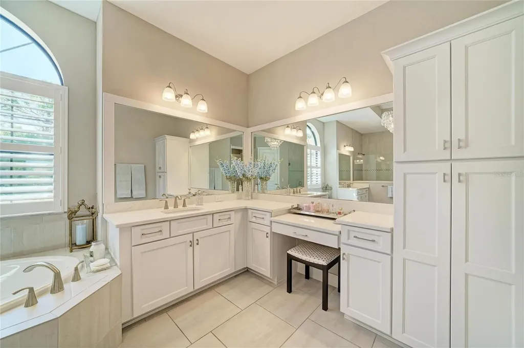 352 Maraviya Boulevard Nokomis FL 34275