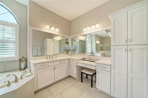 352 Maraviya Boulevard Nokomis FL 34275