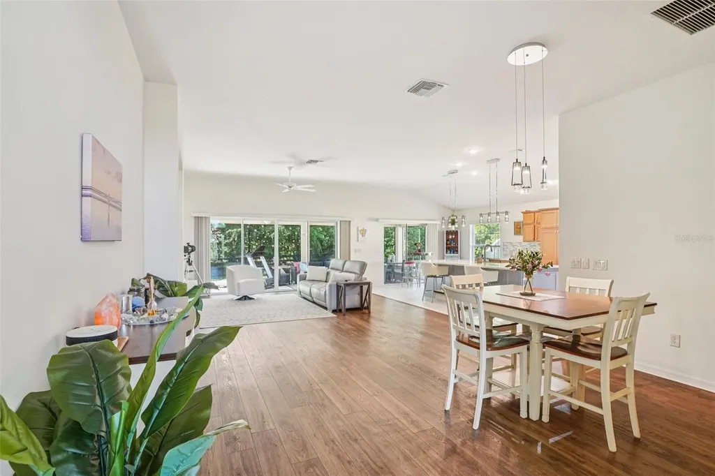10063 Lake Miona Way Oxford FL 34484