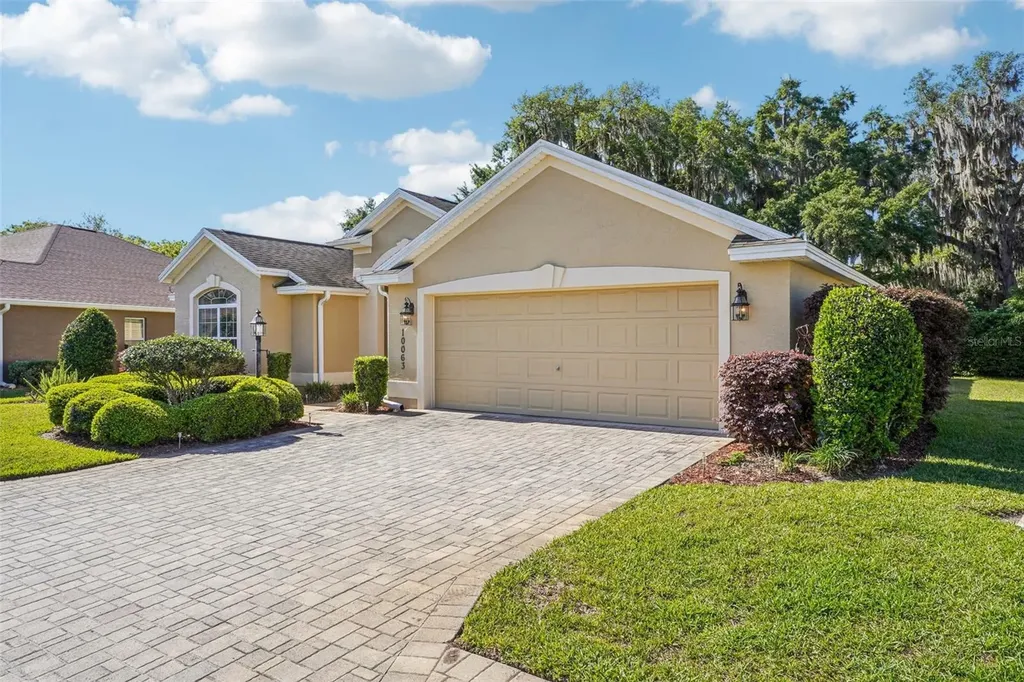10063 Lake Miona Way Oxford FL 34484