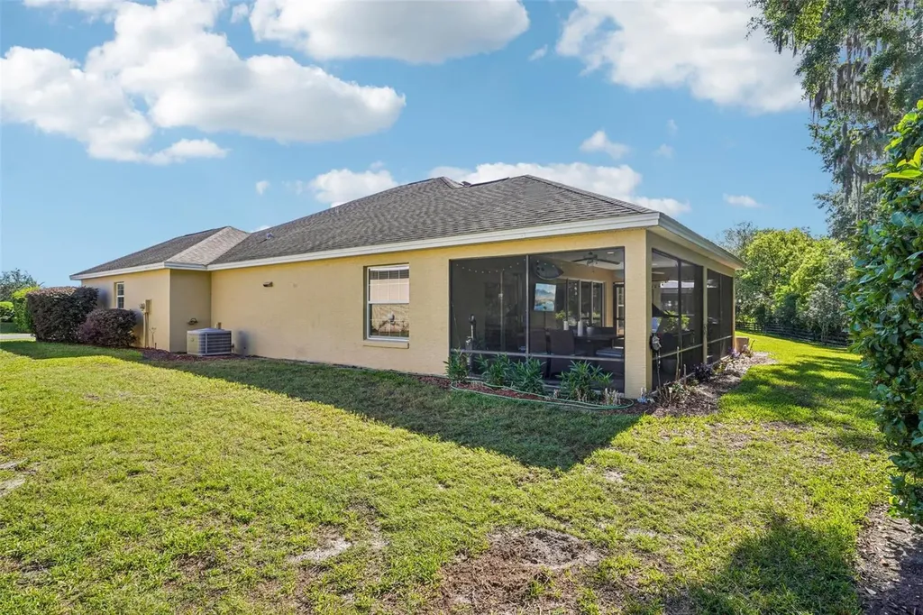 10063 Lake Miona Way Oxford FL 34484