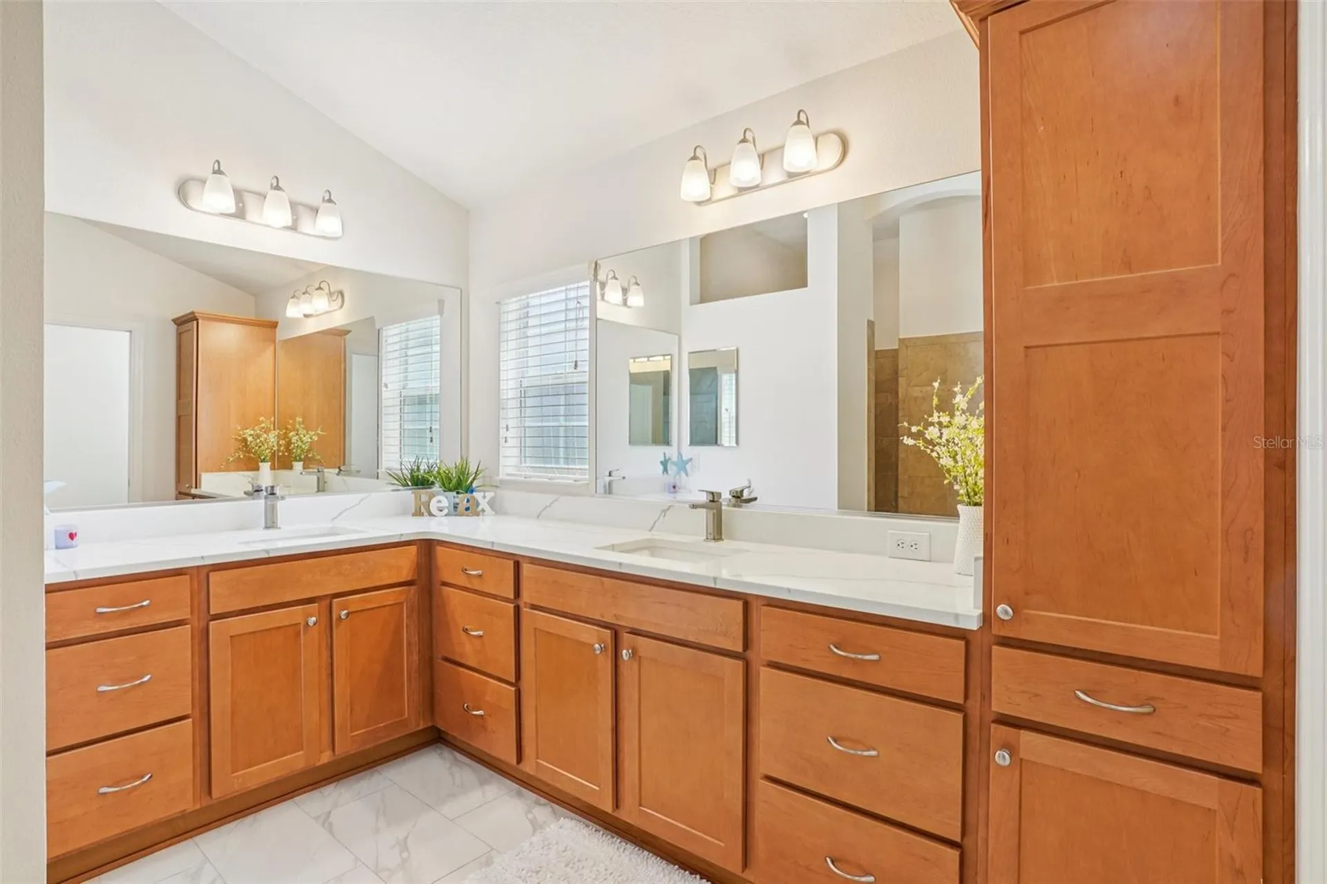 10063 Lake Miona Way Oxford FL 34484