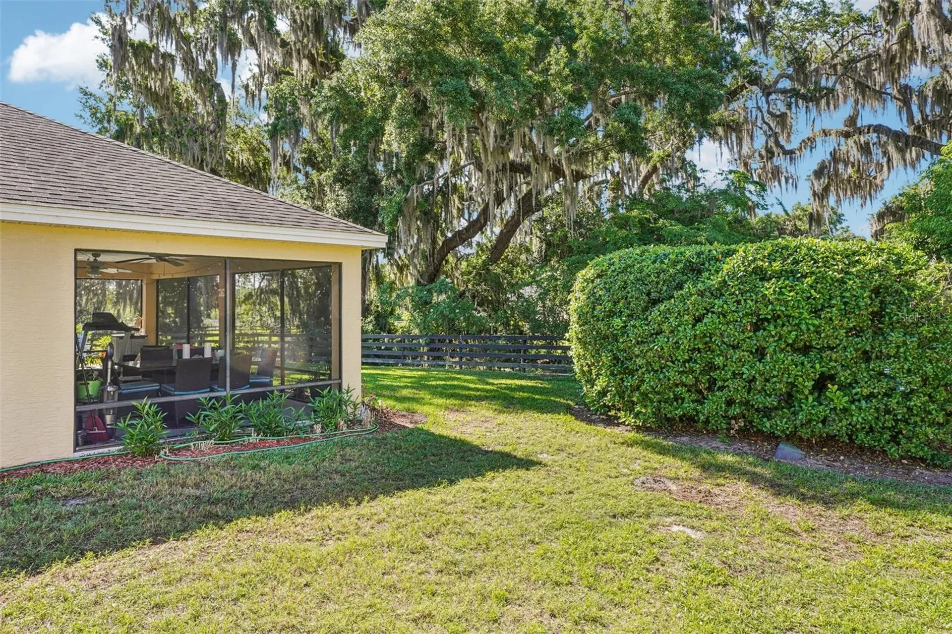 10063 Lake Miona Way Oxford FL 34484