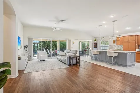 10063 Lake Miona Way Oxford FL 34484