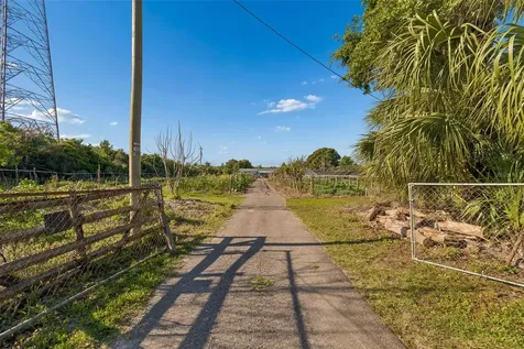 11101 Sumner Road Wimauma FL 33598