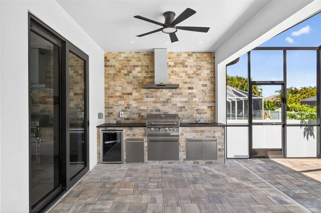 2551 SW 26th Place Cape Coral FL 33914