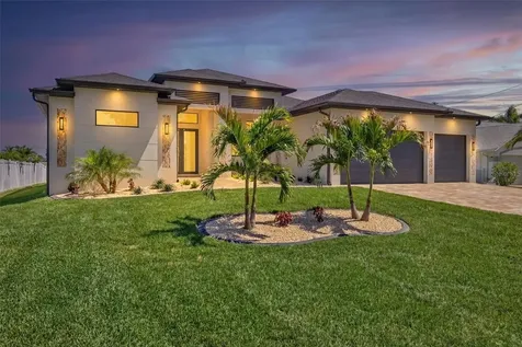 2551 SW 26th Place Cape Coral FL 33914