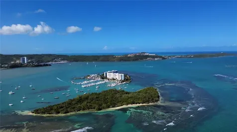7H Cond. Isleta Marina II Fajardo PR 00738