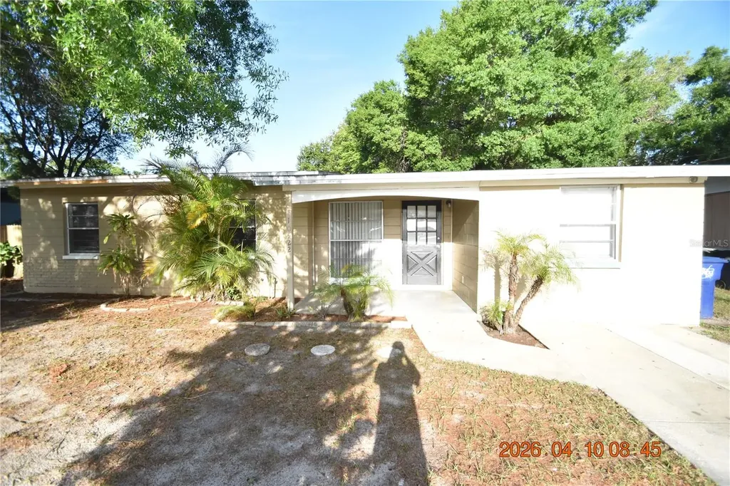 10922 N Hyacinth Avenue Tampa FL 33612