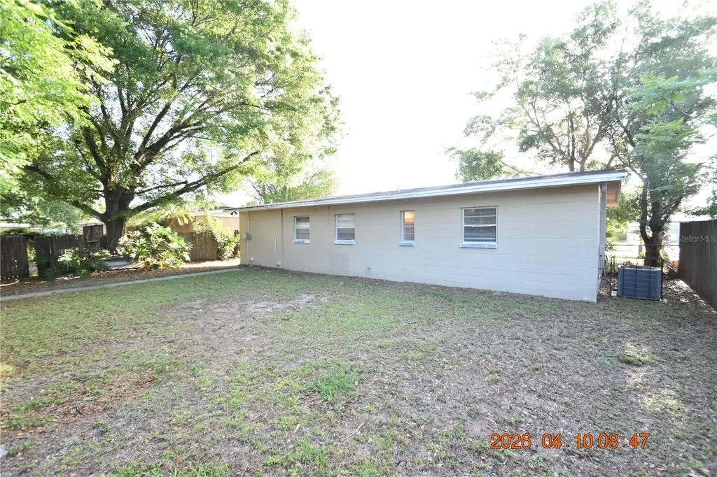 10922 N Hyacinth Avenue Tampa FL 33612