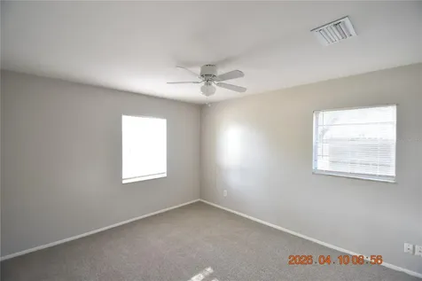 10922 N Hyacinth Avenue Tampa FL 33612