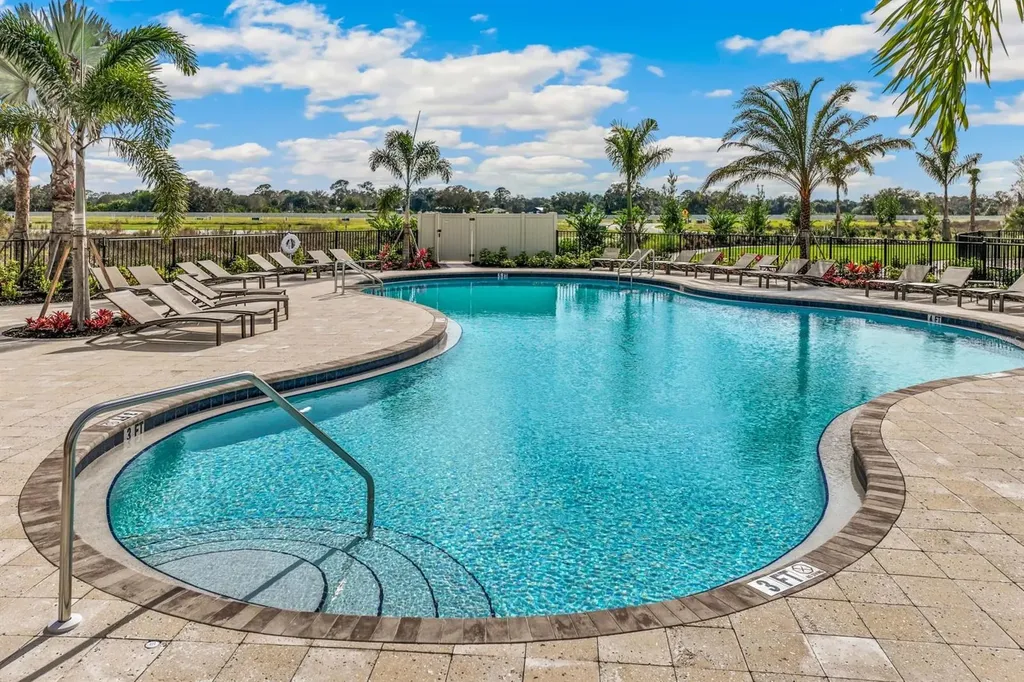 15735 8th Place E Bradenton FL 34212