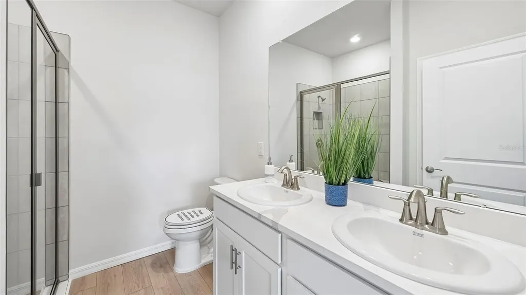 15735 8th Place E Bradenton FL 34212