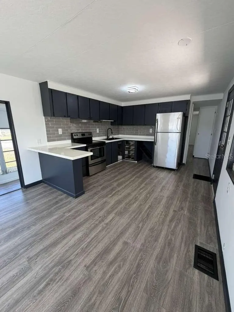 3901 Bahia Vista Street Sarasota FL 34232