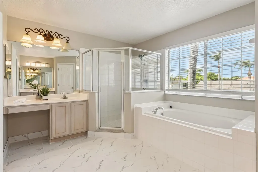 2205 Wintermere Pointe Drive Winter Garden FL 34787