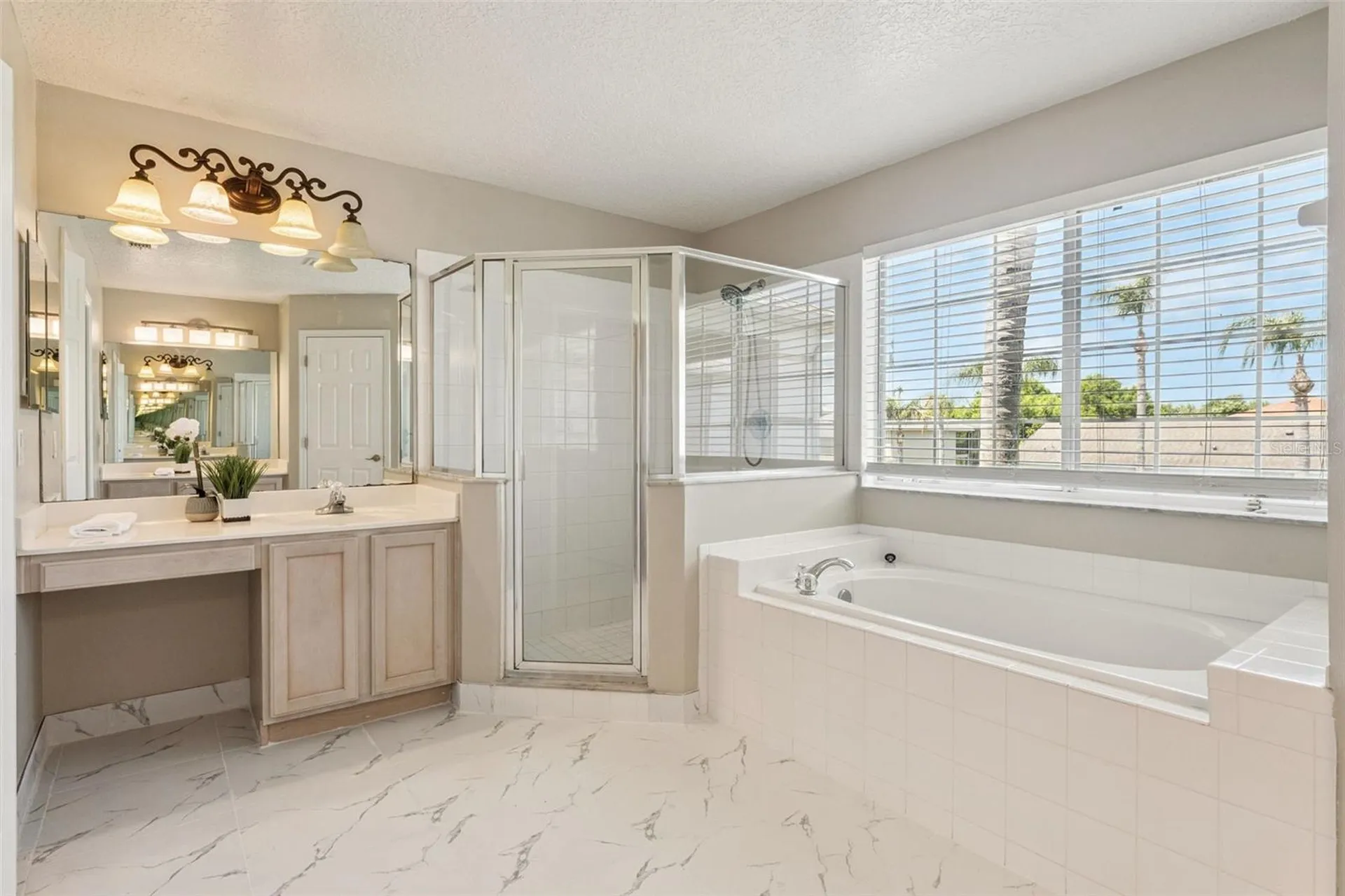 2205 Wintermere Pointe Drive Winter Garden FL 34787