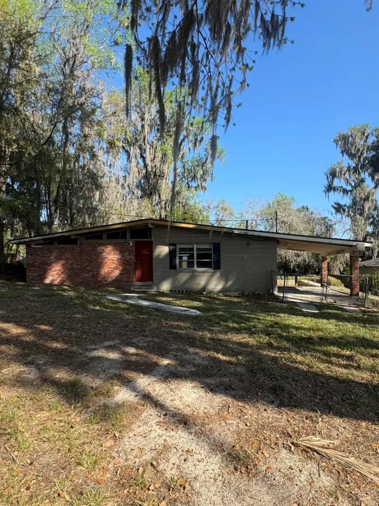 627 SE 24th Street Ocala FL 34471