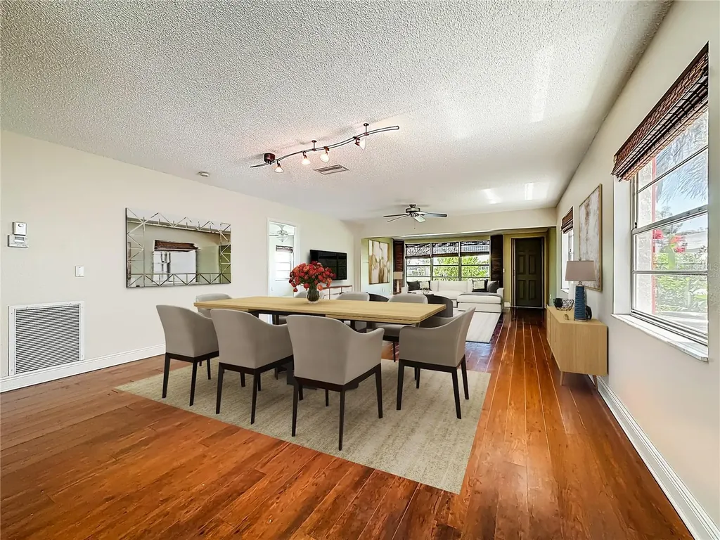 4523 W Independence Drive Bradenton FL 34210