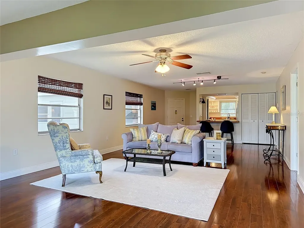 4523 W Independence Drive Bradenton FL 34210