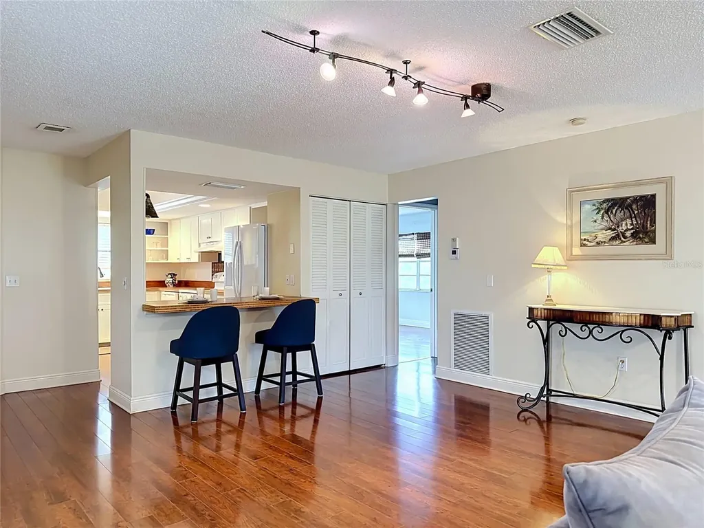 4523 W Independence Drive Bradenton FL 34210
