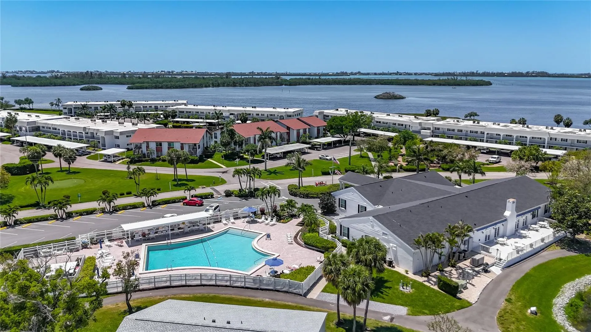 4523 W Independence Drive Bradenton FL 34210