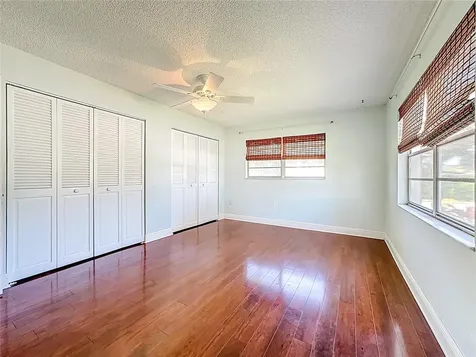 4523 W Independence Drive Bradenton FL 34210