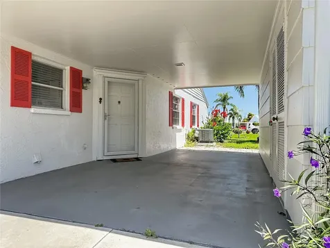 4523 W Independence Drive Bradenton FL 34210