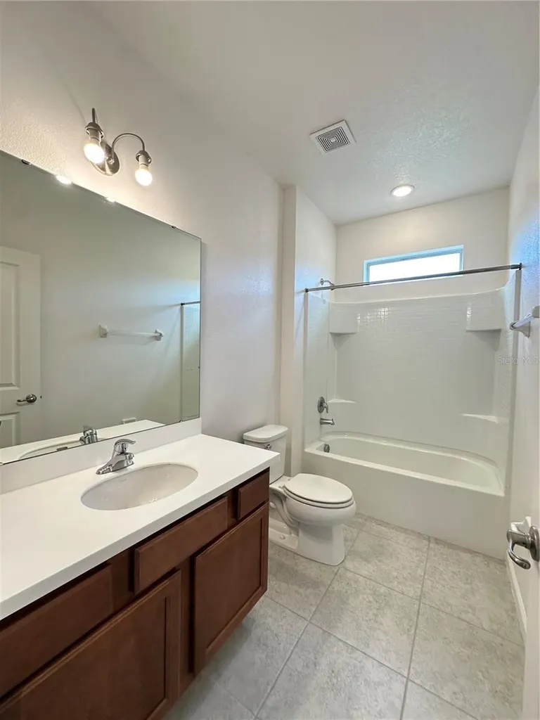 281 Ballo Drive Kissimmee FL 34746