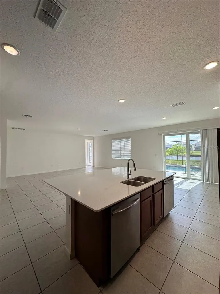 281 Ballo Drive Kissimmee FL 34746