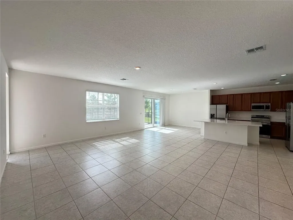 281 Ballo Drive Kissimmee FL 34746