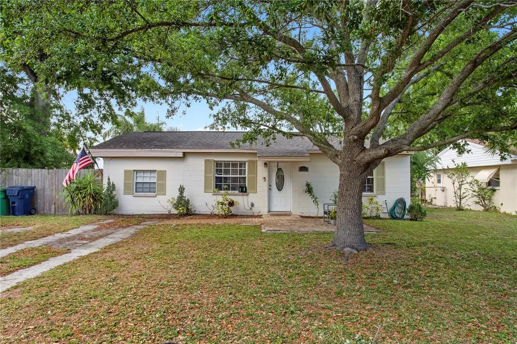 4215 W Bay Vista Avenue Tampa FL 33611