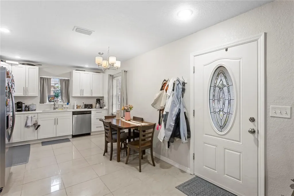 4215 W Bay Vista Avenue Tampa FL 33611