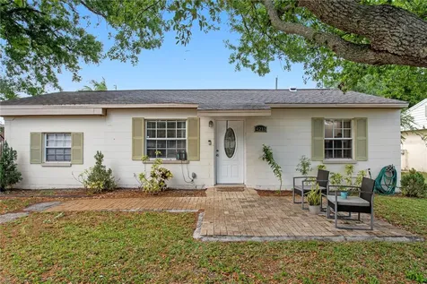 4215 W Bay Vista Avenue Tampa FL 33611