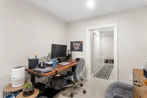 4215 W Bay Vista Avenue Tampa FL 33611