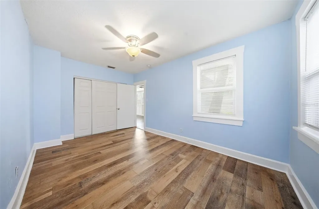 2010 30th Ave North Avenue N St Petersburg FL 33713