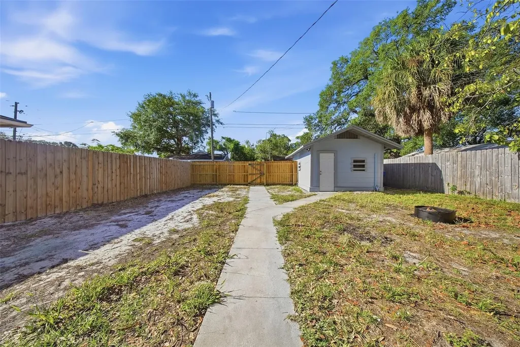 2010 30th Ave North Avenue N St Petersburg FL 33713