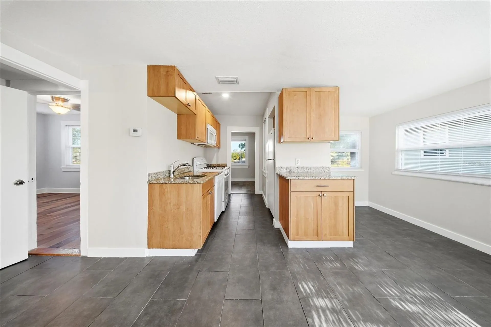 2010 30th Ave North Avenue N St Petersburg FL 33713