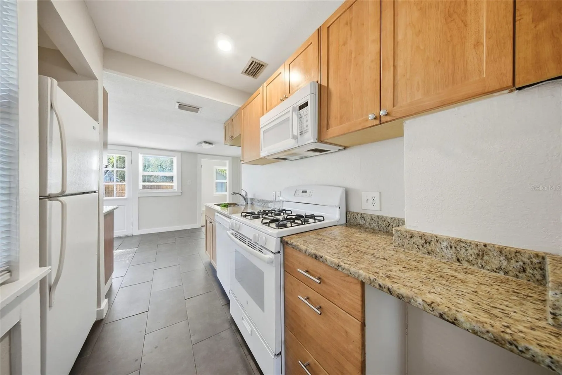 2010 30th Ave North Avenue N St Petersburg FL 33713