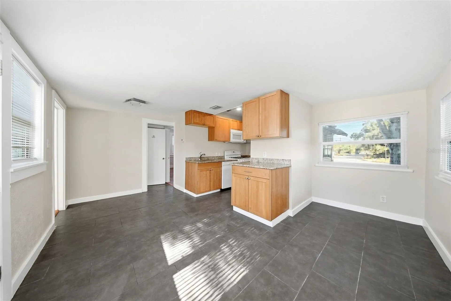 2010 30th Ave North Avenue N St Petersburg FL 33713