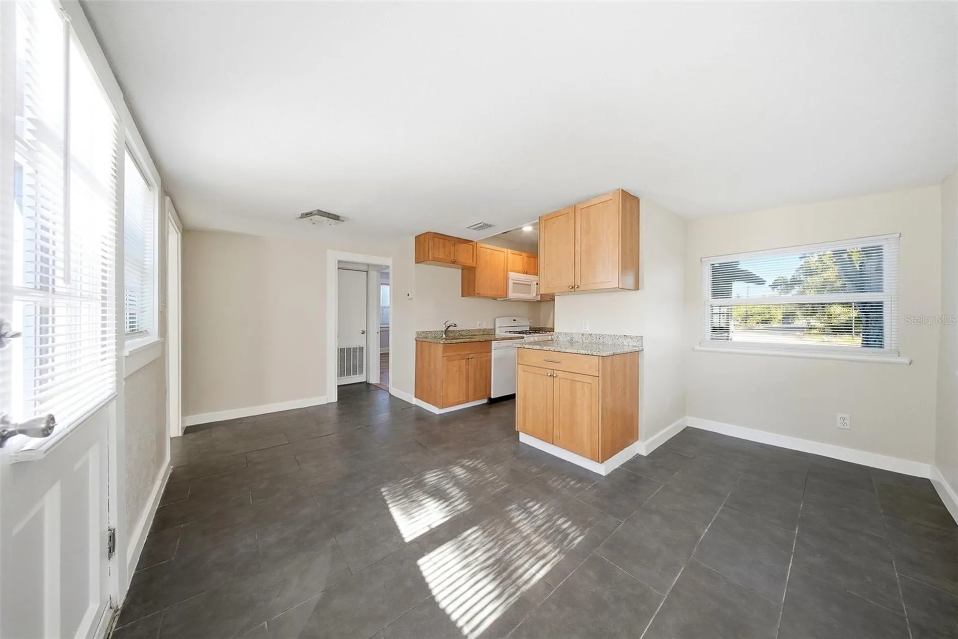 2010 30th Ave North Avenue N St Petersburg FL 33713