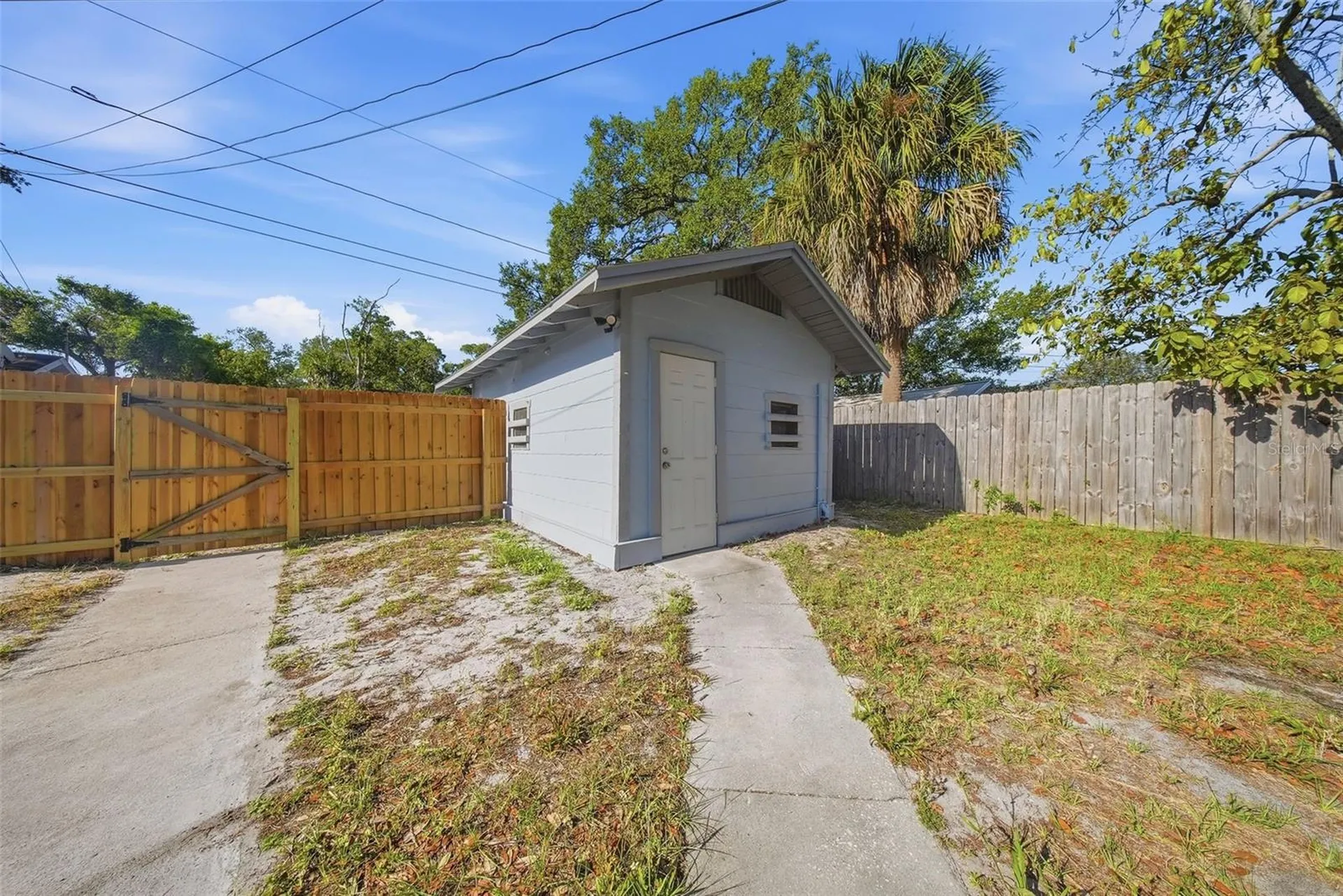 2010 30th Ave North Avenue N St Petersburg FL 33713