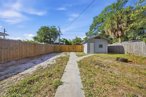 2010 30th Ave North Avenue N St Petersburg FL 33713