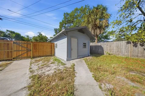 2010 30th Ave North Avenue N St Petersburg FL 33713