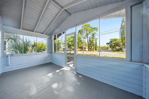 2010 30th Ave North Avenue N St Petersburg FL 33713