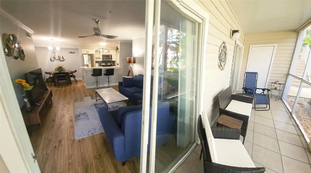 850 S Tamiami Trail Sarasota FL 34236