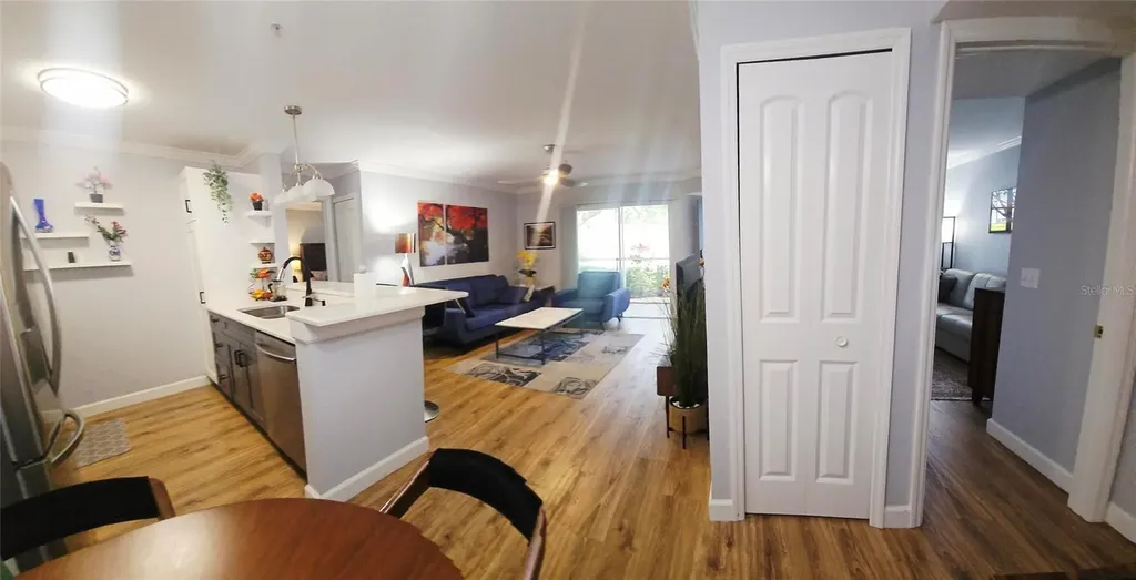 850 S Tamiami Trail Sarasota FL 34236