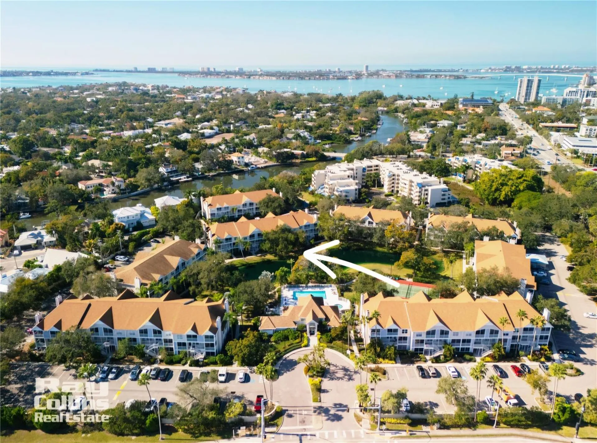 850 S Tamiami Trail Sarasota FL 34236