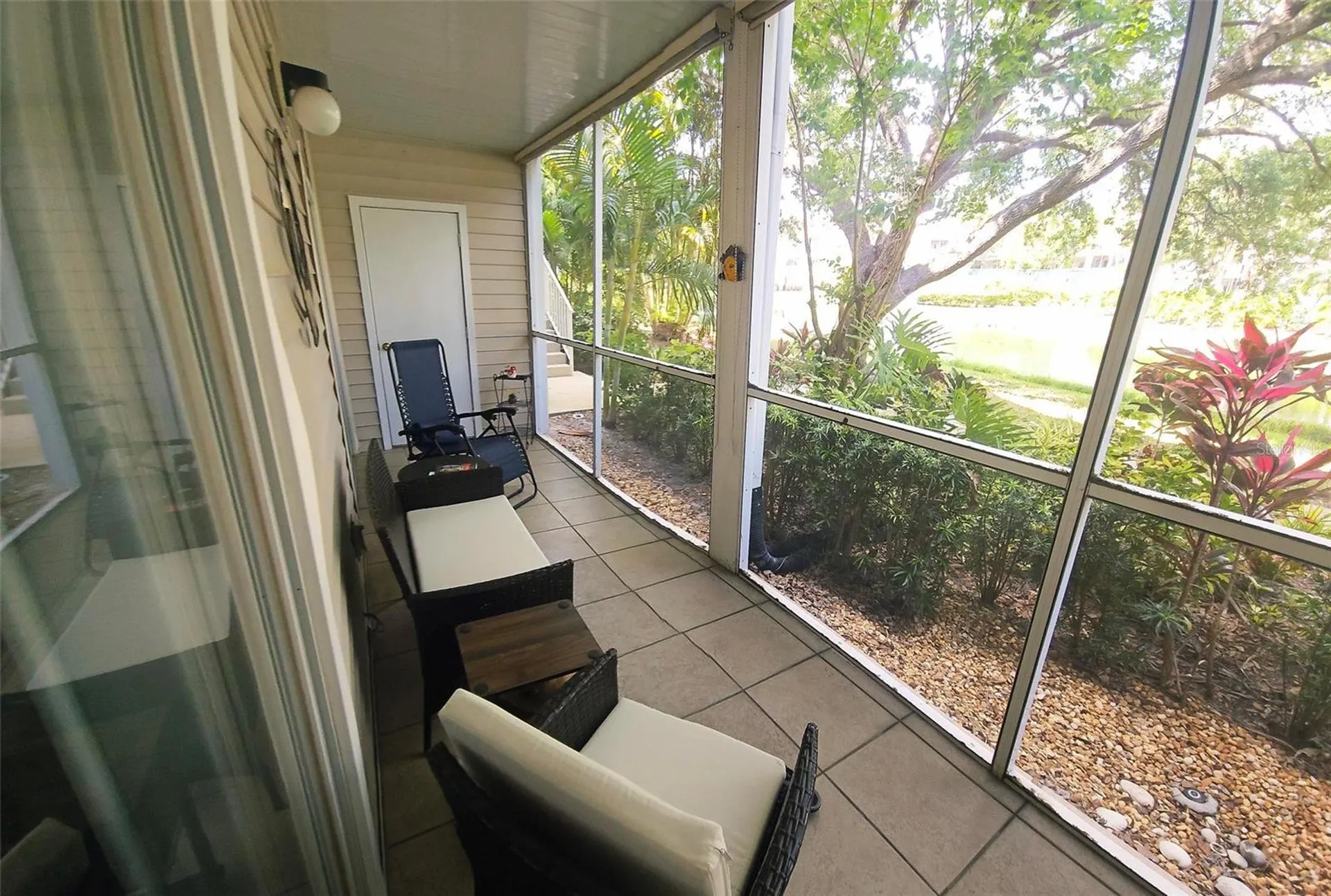 850 S Tamiami Trail Sarasota FL 34236