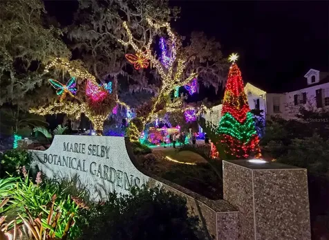 850 S Tamiami Trail Sarasota FL 34236